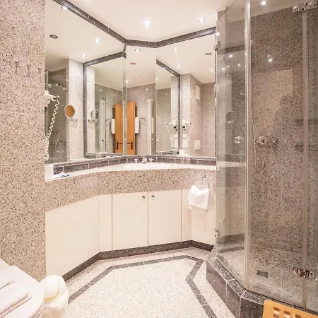 Duenenpark - Klassik Mit 1 Schlafzimmer Und Balkon Im Dachgeschoss 125 * Binz